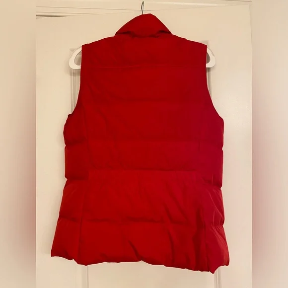 Lands’ End vibrant red puffer vest - Picture 3 of 4